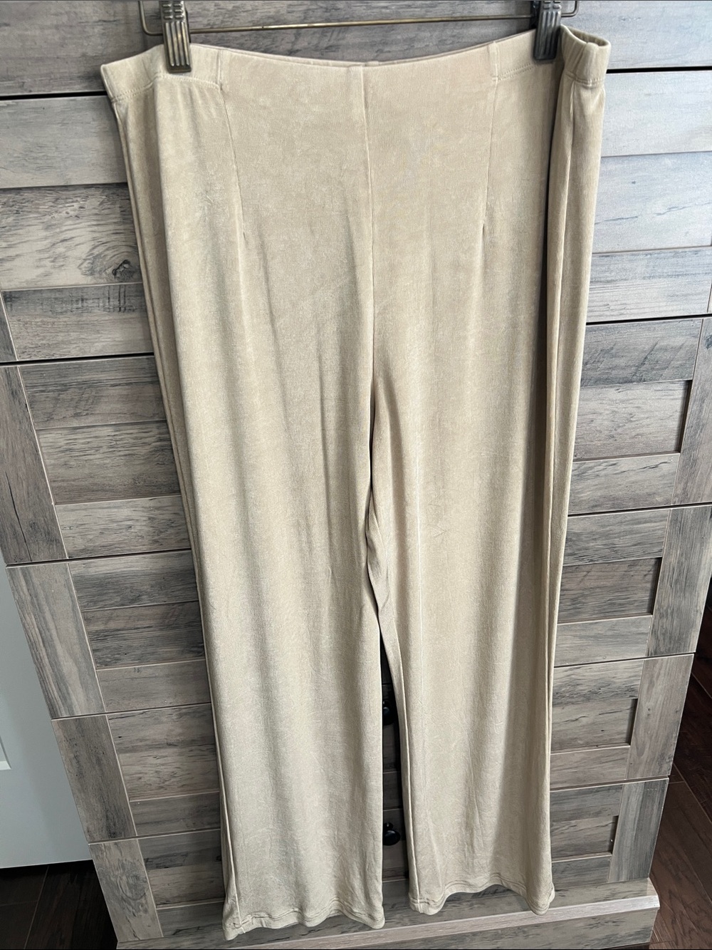 Chico's Light Taupe Wide-Leg Pull-On Pants